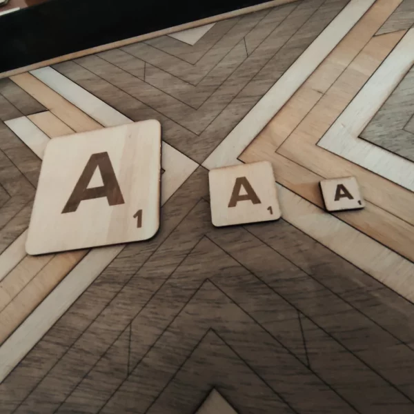 Letras Scrabble madera